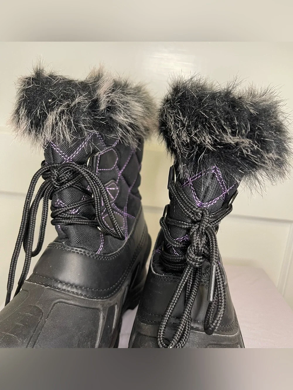 Itasca boots faux fur black purple kids size 3 winter rain snow lace up unisex